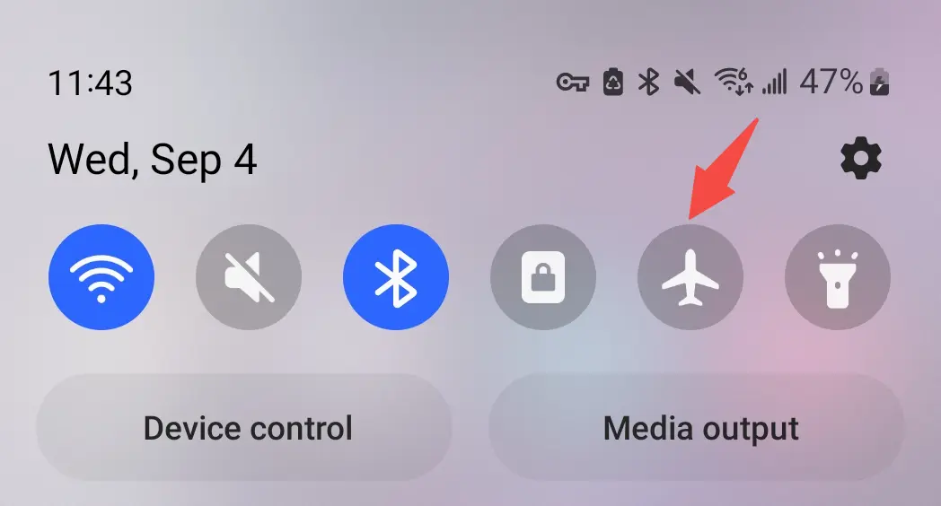 Airplane mode icon.