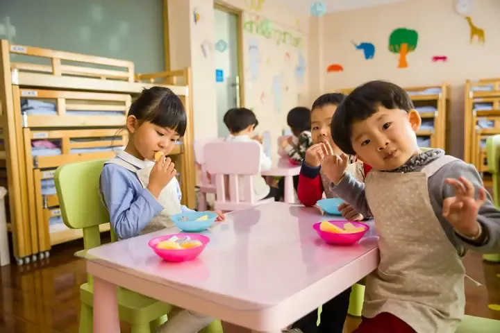 出生率低下が日本への示唆