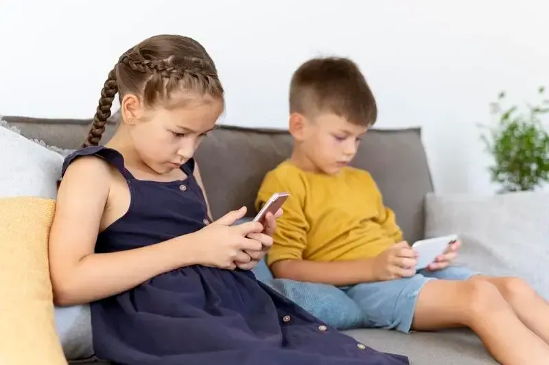 Should Kids Have Cell Phones? The Truth Every Parent Needs to Know